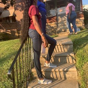 Meet your Posher, Shakya